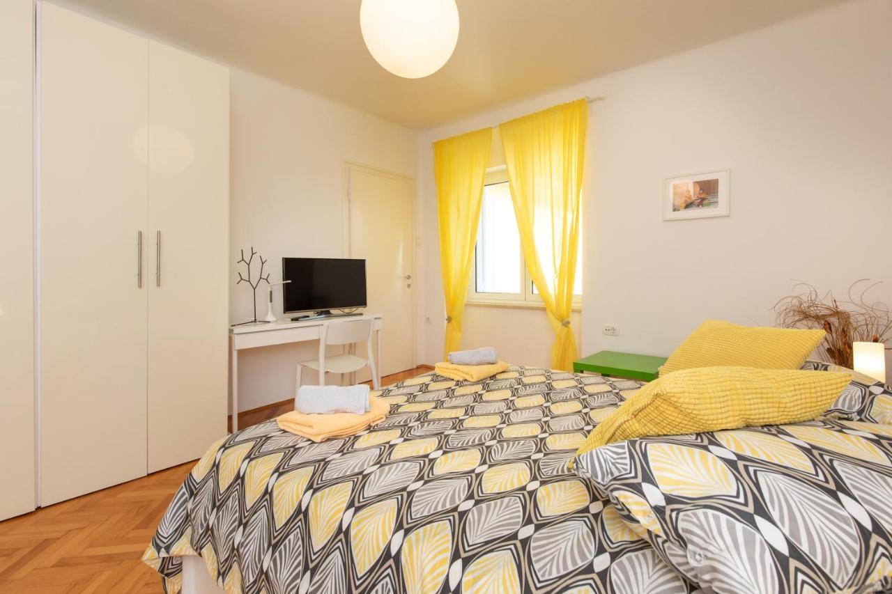 Apartment Portapisana Just 50M From The Beach Krk Town Dış mekan fotoğraf