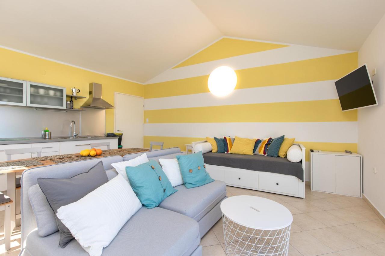 Apartment Portapisana Just 50M From The Beach Krk Town Dış mekan fotoğraf