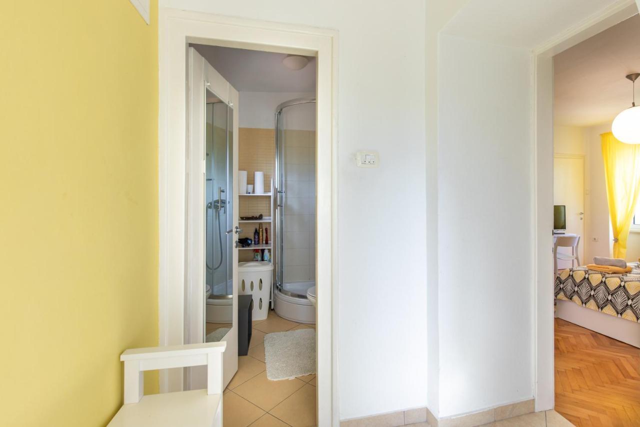 Apartment Portapisana Just 50M From The Beach Krk Town Dış mekan fotoğraf