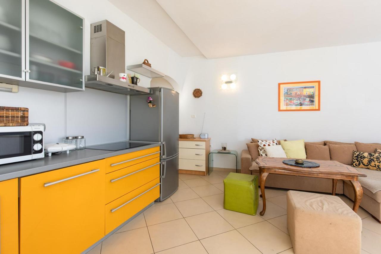Apartment Portapisana Just 50M From The Beach Krk Town Dış mekan fotoğraf