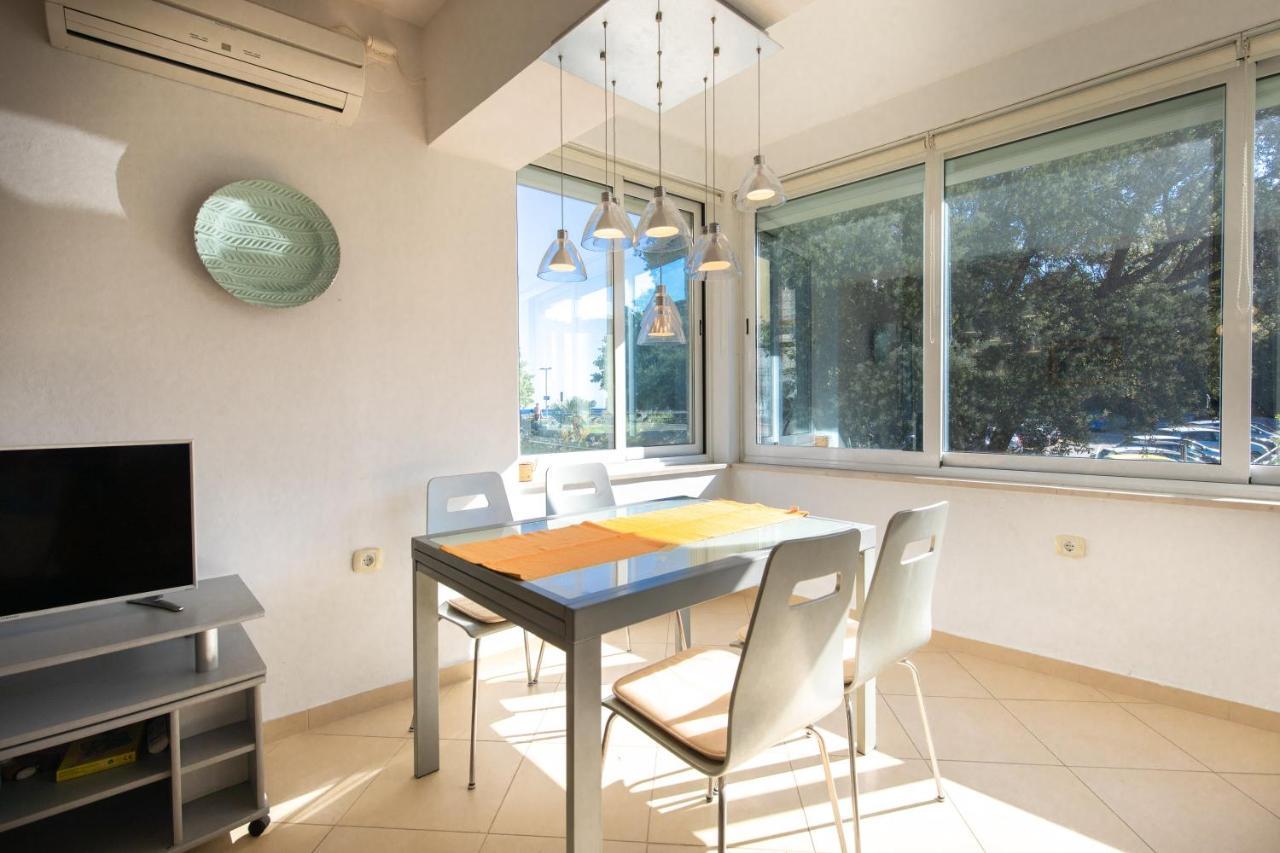 Apartment Portapisana Just 50M From The Beach Krk Town Dış mekan fotoğraf